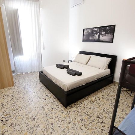 Apartment Holiday Catania Eksteriør billede